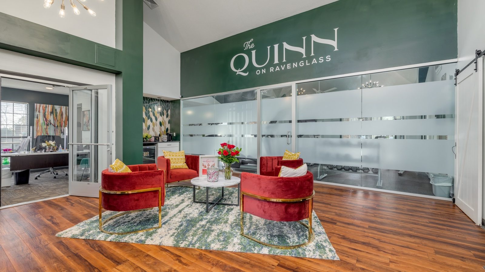 the quinn apartments in dallas, texas at The  Quinn on Ravenglass